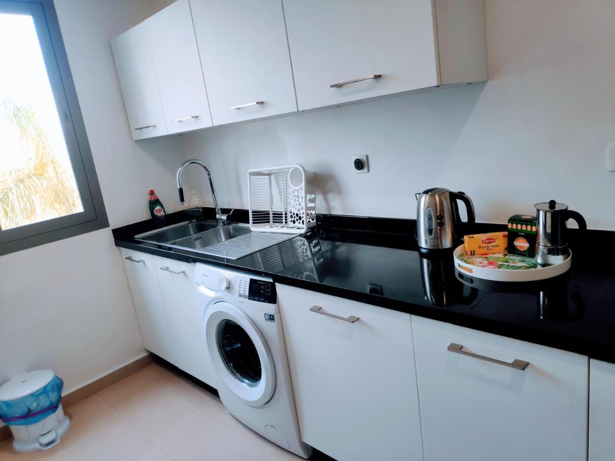 La Marina Luxury Apartment Fully Furnished Free Wifi, High Standard Residence, Amazing Prime Location Close To Restaurants, Transport, Beach And Bouregreg River Сейл Экстерьер фото