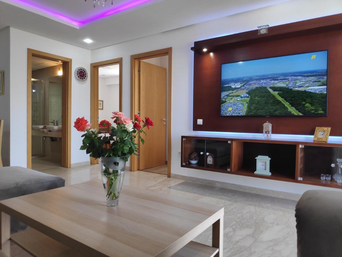 La Marina Luxury Apartment Fully Furnished Free Wifi, High Standard Residence, Amazing Prime Location Close To Restaurants, Transport, Beach And Bouregreg River Сейл Экстерьер фото