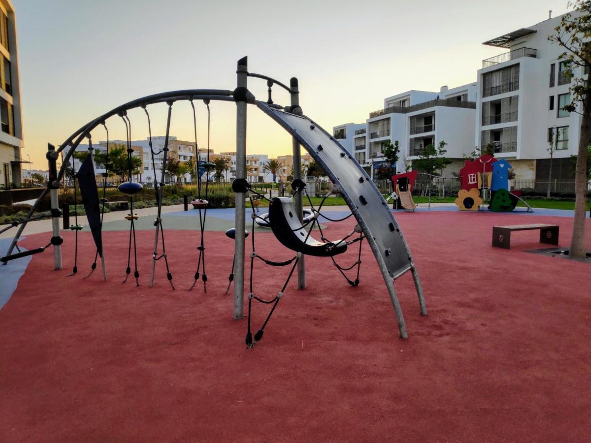 La Marina Luxury Apartment Fully Furnished Free Wifi, High Standard Residence, Amazing Prime Location Close To Restaurants, Transport, Beach And Bouregreg River Сейл Экстерьер фото